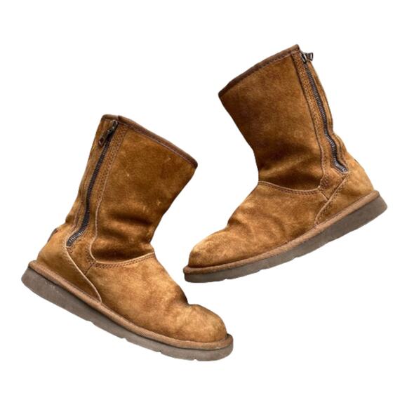 UGG Australia Womens Boots Size 6 Brown Mayfaire Low Side Zip Shearling Chestnut - Picture 1 of 8